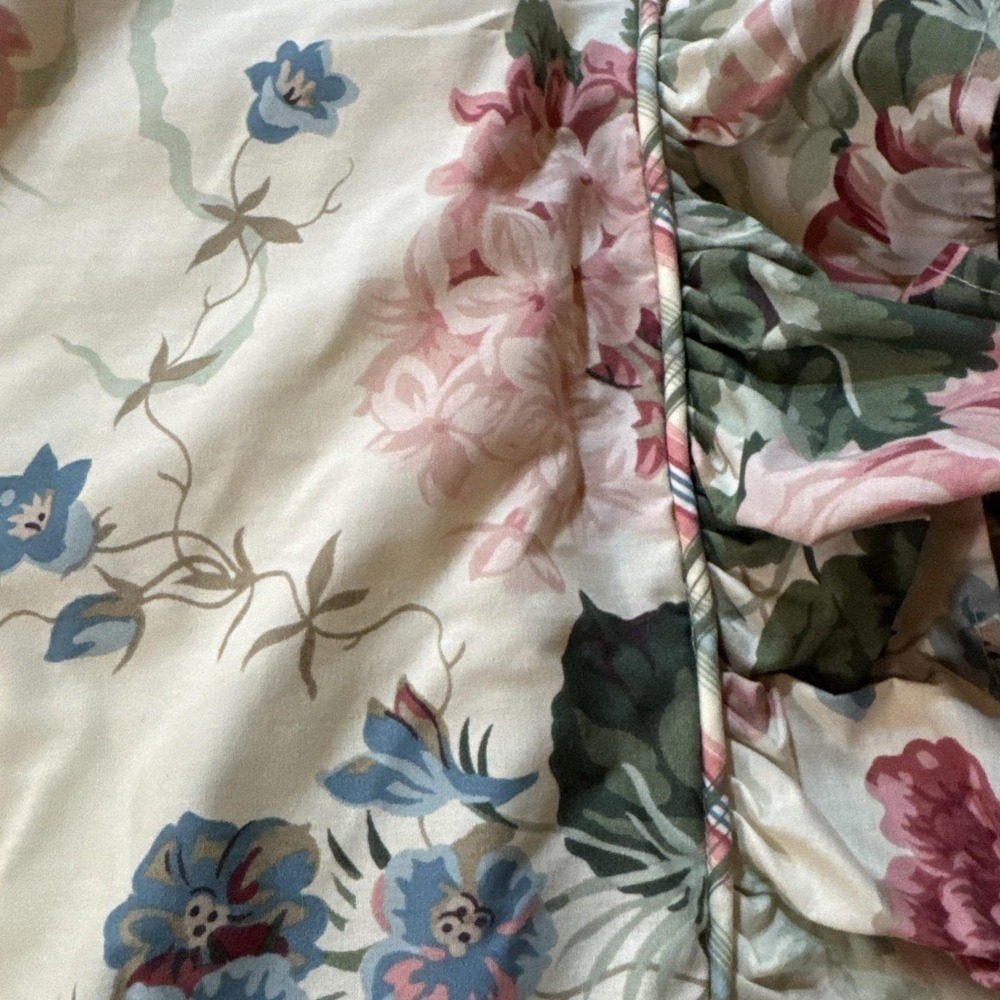 Vintage Martex Sanderson King Comforter Floral Plaid Reversible Ruffle Made USA - Picture 3 of 8